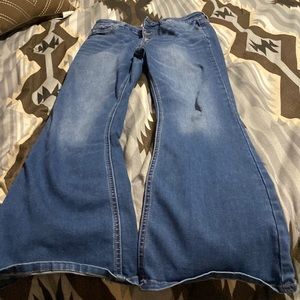 Kancan jeans Size 11/29 petite.Great condition only worn a few times medium wash